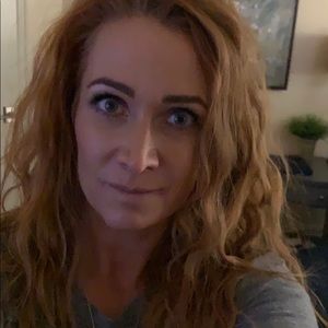 Meet your Posher, Kelli